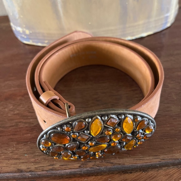 Accessories - 80’s beautiful embellished buckle leather look belt